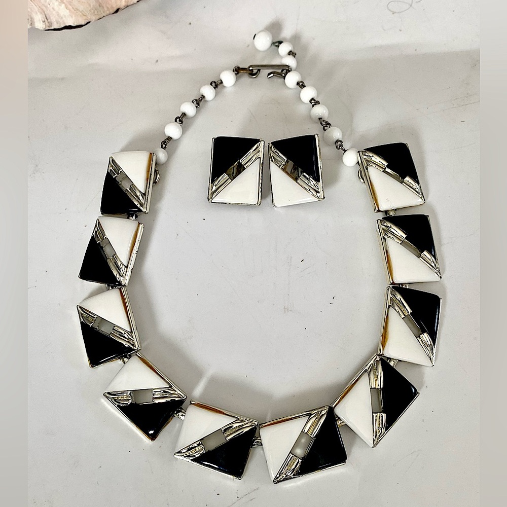 2pc Vintage Sterling black/white polish Choker clip on earring set